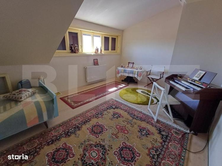 Casă cu 4 camere cu Teren 1500 Mp în Central