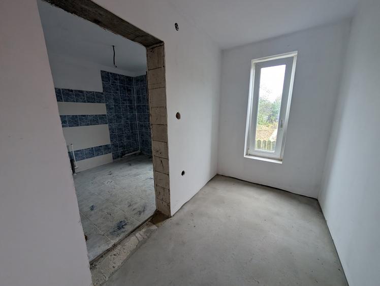 Casă individuală cu 4 camere cu Teren 480 Mp în Exterior Nord