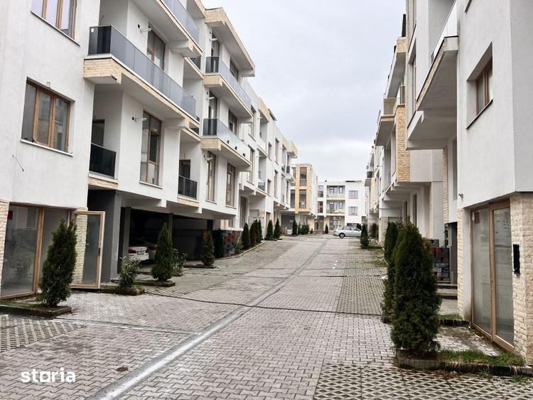 Apartament cu 3 camere în Vasile Aaron