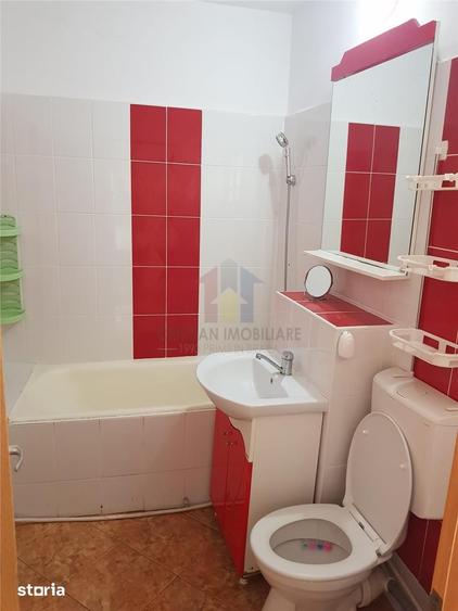 Apartament cu 2 camere decomandat în Radu Negru