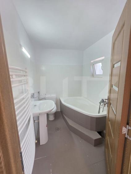 Casa 3 camere, 70 mp, teren 200 mp Cartierul Unirii - 2