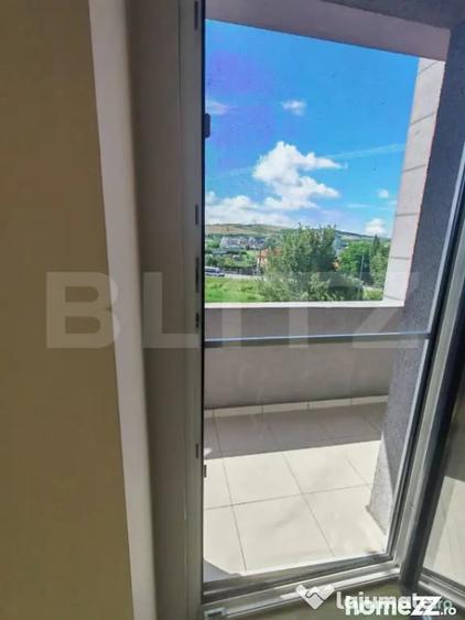 Apartament cu 3 camere decomandat în Independenței