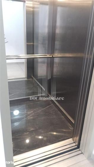 Apartament cu 2 camere în Apărătorii Patriei