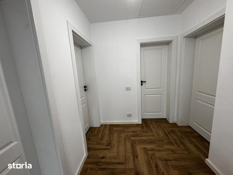 Casă cu 5 camere cu Teren 500 Mp în Gherăiești