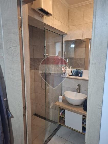 Garsonieră semidecomandată, mobilată în Central
