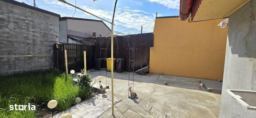 Casă cu 3 camere cu Teren 213 Mp în Alexandriei