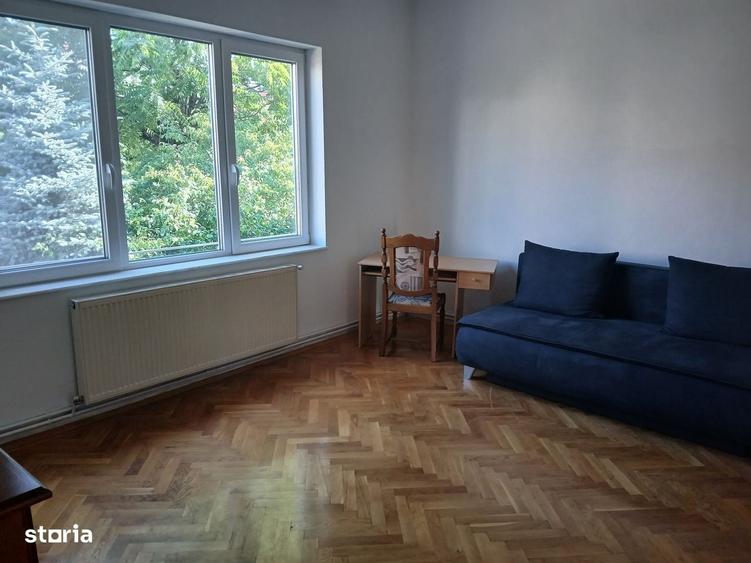 Ap. 2 camere, in casa cu gradina, Grigorescu, str. Sinaia - 1