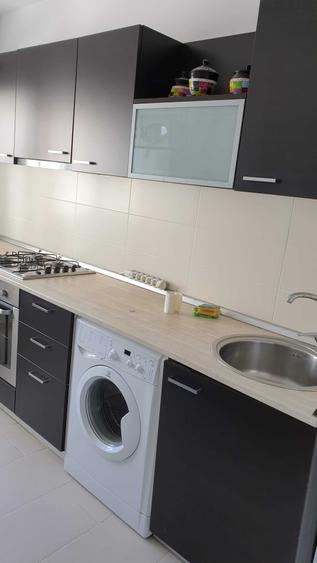 Apartament cu 4 camere semidecomandat în Ștefan cel Mare