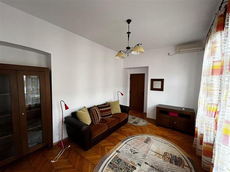 Apartament cu 2 camere semidecomandat în Ultracentral