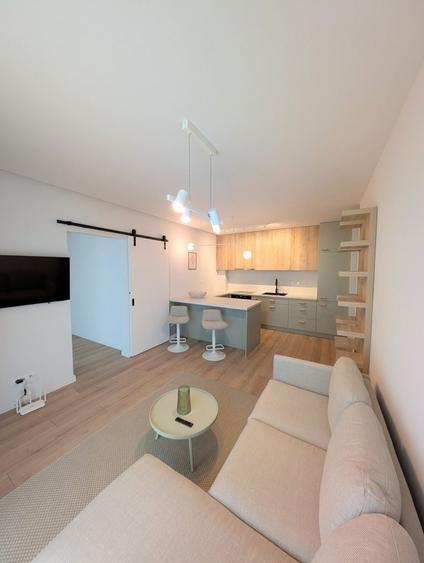 Apartament cu 3 camere semidecomandat în Terezian