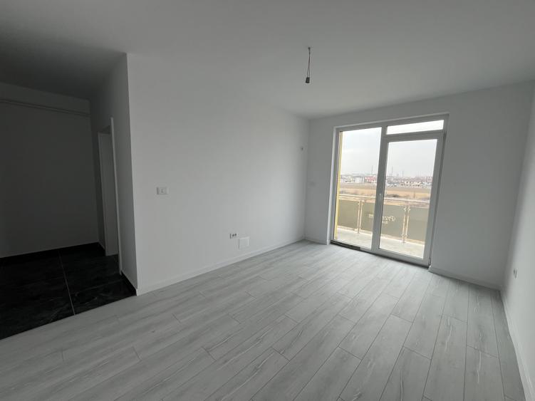 Apartament cu 3 camere decomandat în Giroc