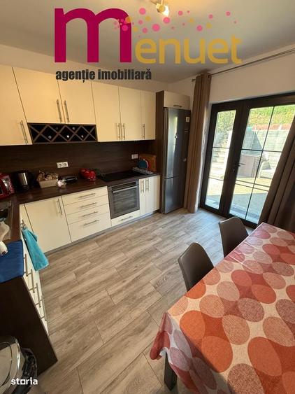 Casă cu 4 camere cu Teren 2000 Mp în Malcoci