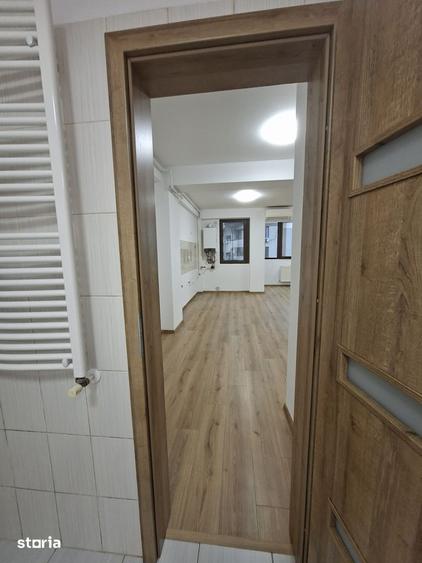 Apartament cu 2 camere semidecomandat în Apărătorii Patriei