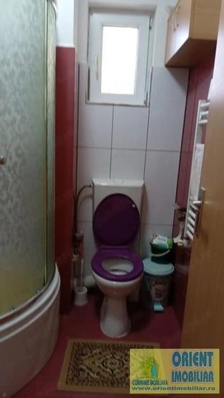 Garsonieră decomandată în Poarta 6