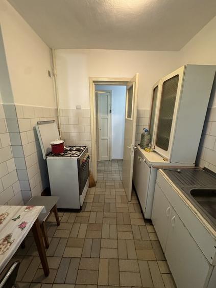 Apartament 3 camere, cf 1A, semidec, parter/4, Republicii- C-tin Brezeanu - 13