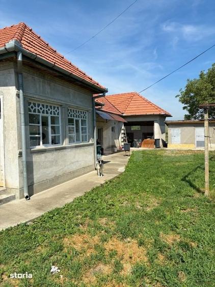 Casă cu 3 camere cu Teren 584 Mp în Central