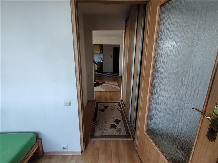 Apartament cu 2 camere semidecomandat, mobilat în Astra