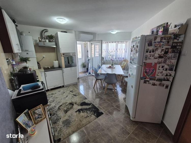 Apartament 2 camere decomandat, Cetate, et.3 - 7