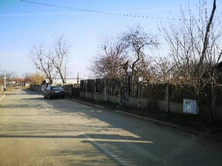 Teren de 5000 mp, în Central