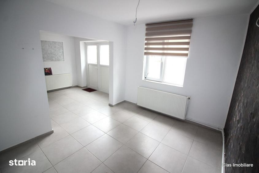 Spațiu comercial, de 52 mp, în Central