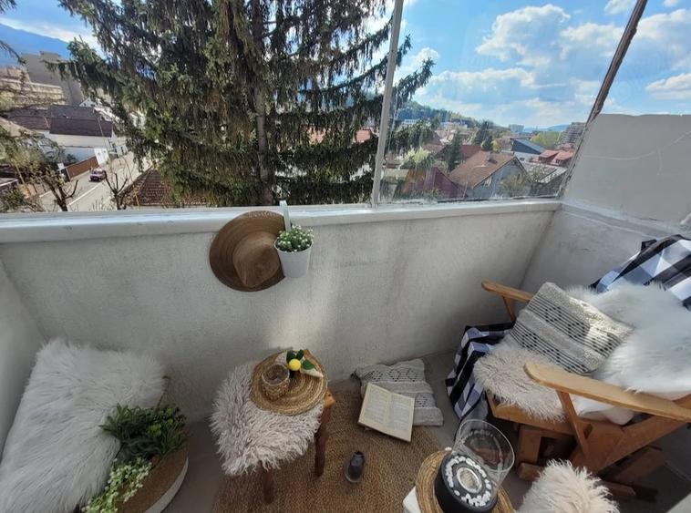 Apartament cu 2 camere semidecomandat în Gemenii