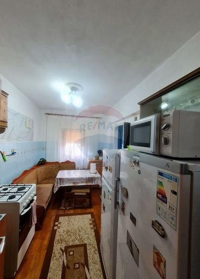 Apartament cu 2 camere decomandat în Est