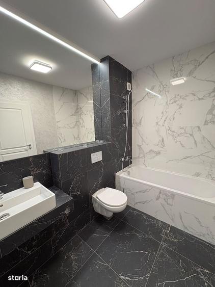 Apartament cu 7 camere în Păcurari