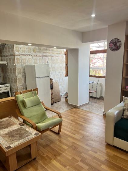 Garsonieră decomandată în Iancului