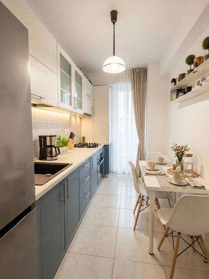 Apartament cu 2 camere decomandat în Parcul Carol