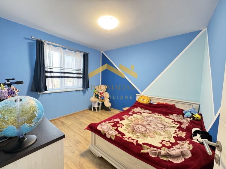 Duplex cu 4 camere cu Canalizare în Moșnița Veche