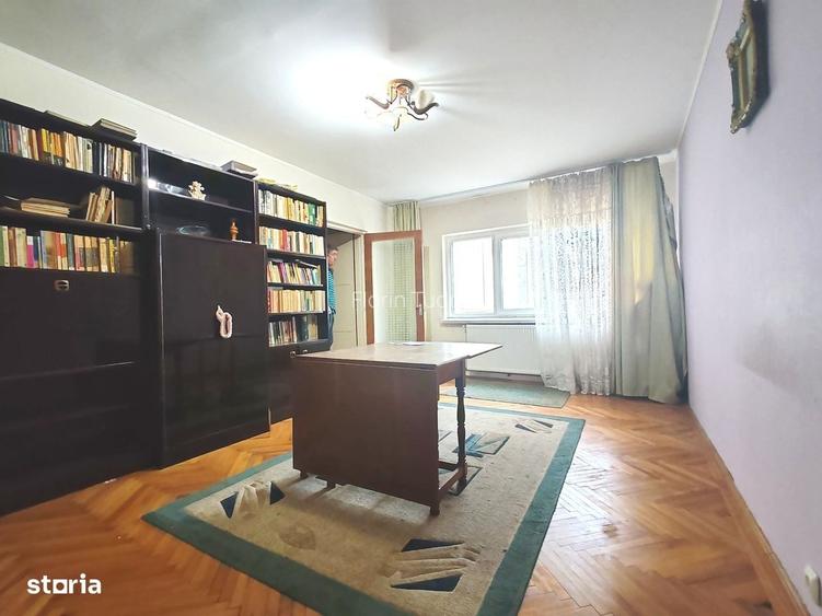 Apartament 2 camere Gavana 3, etaj 3, decomandat, 60 mp, centrala