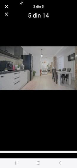 Apartament cu 4 camere decomandat în Central