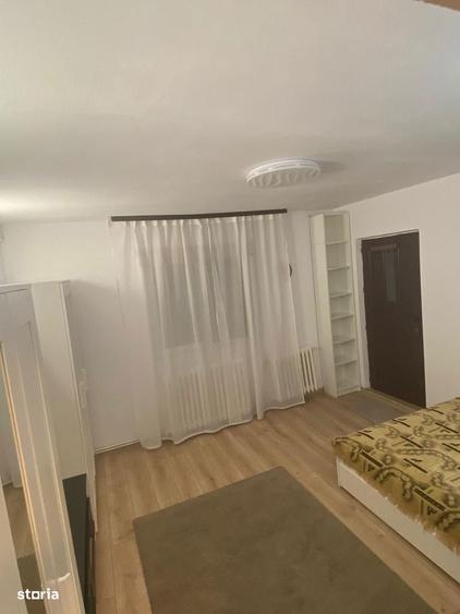 Garsonieră în Central