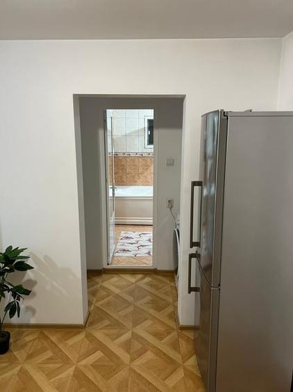 Apartament cu 2 camere decomandat, mobilat în E3