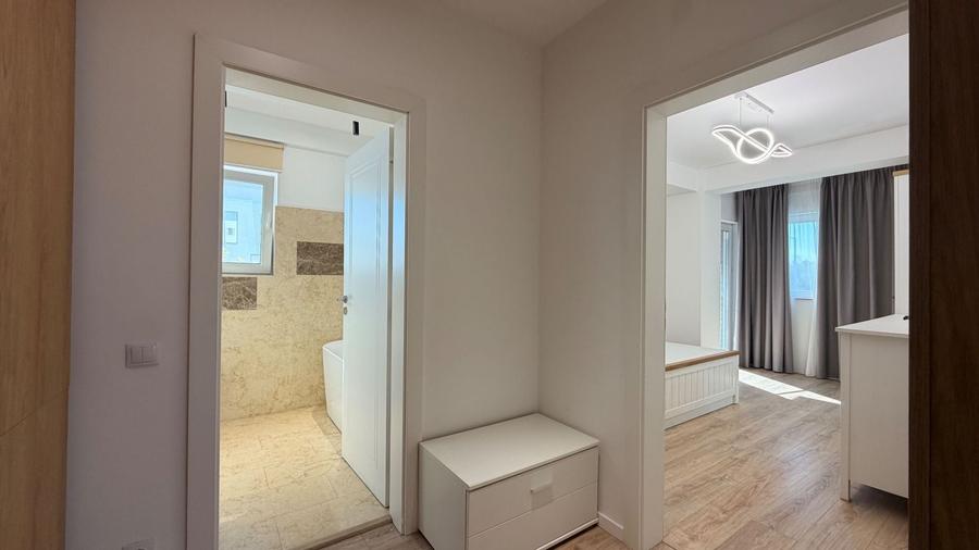 Apartament cu 3 camere decomandat, mobilat în Pipera