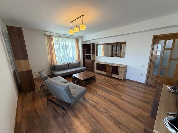 Apartament cu 2 camere decomandat, mobilat în Zorilor