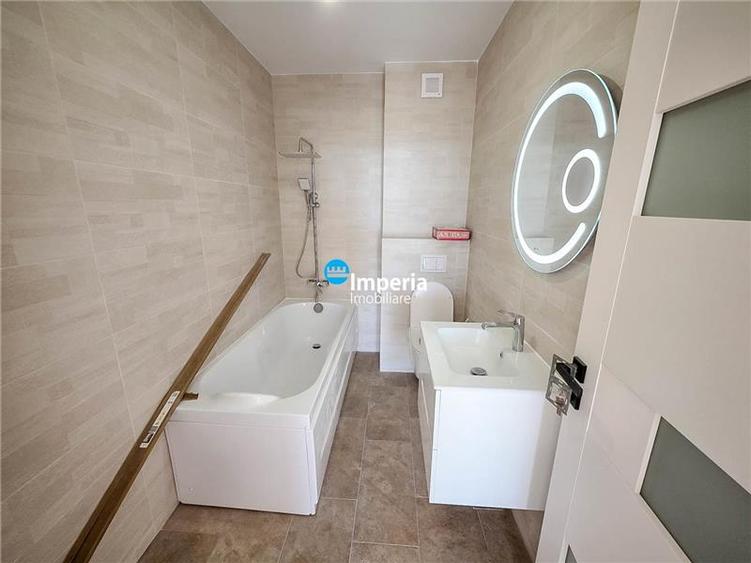 Apartament cu 3 camere decomandat în Copou