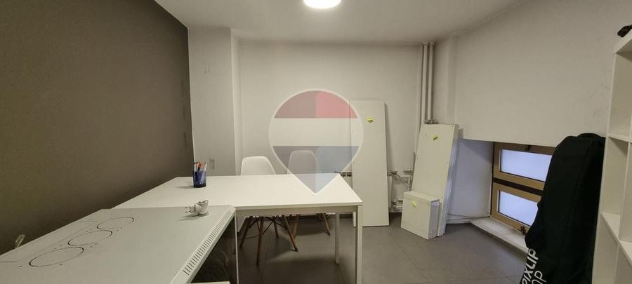 Spațiu comercial, de 143 mp, în 1 Mai