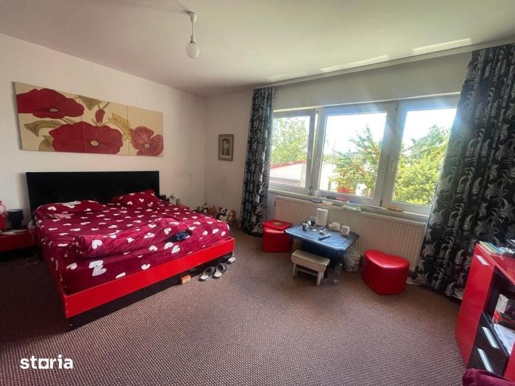 Casă cu 3 camere cu Teren 160 Mp în Central