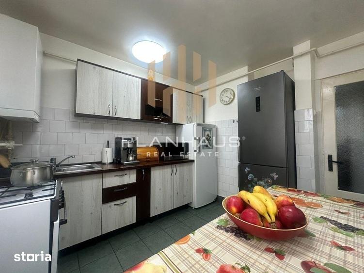 Apartament cu 4 camere decomandat în Vasile Alecsandri