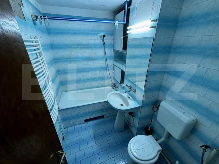 Apartament cu 2 camere decomandat în Soarelui