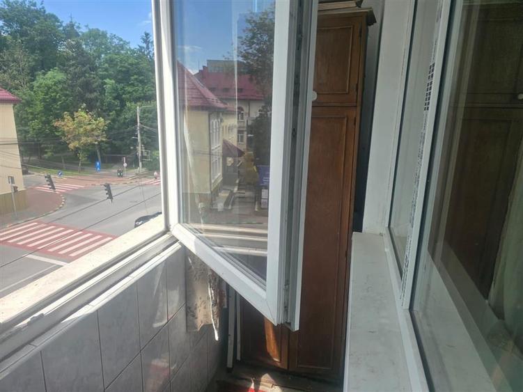 Apartament cu 2 camere semidecomandat, mobilat în Ultracentral