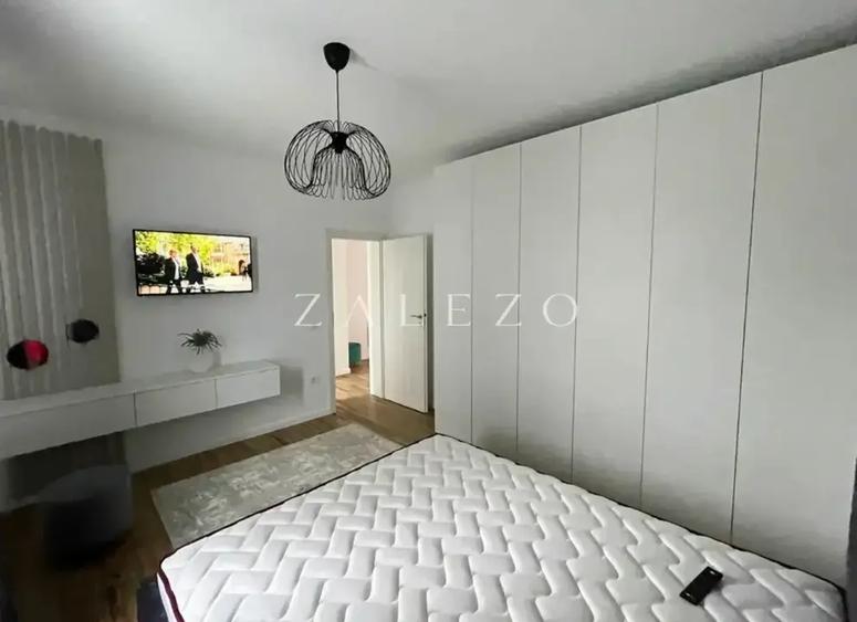 Apartament cu 2 camere semidecomandat, mobilat în Dumbrăvița