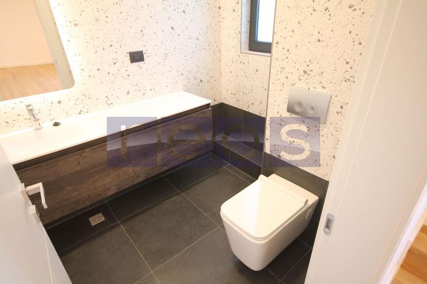 Penthouse cu 3 camere semidecomandat, mobilat în Băneasa