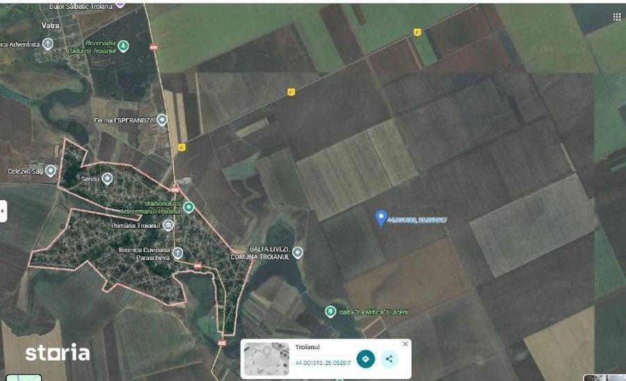 Teren de 4040 mp, în Troianul