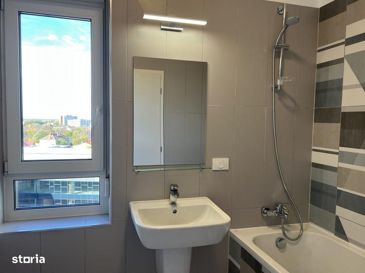 Apartament cu 3 camere, mobilat în Ultracentral