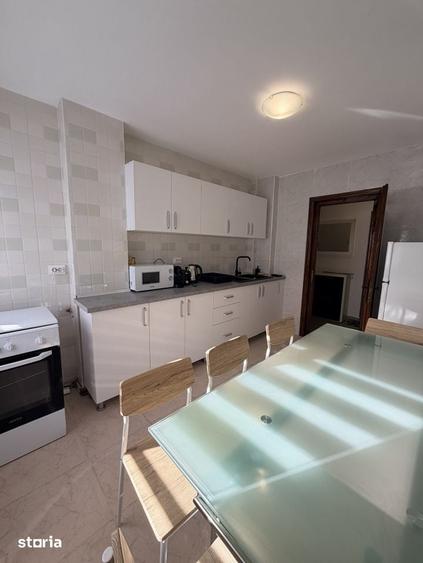 Apartament cu 4 camere în George Enescu