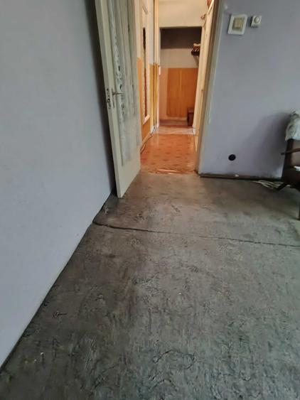 Apartament cu 2 camere nedecomandat în Central
