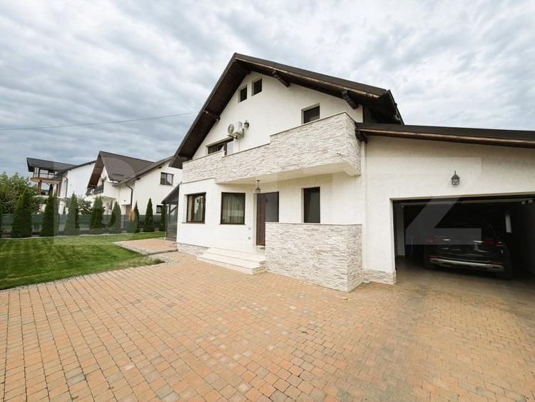 Casă individuală cu 4 camere cu Canalizare în Periferie