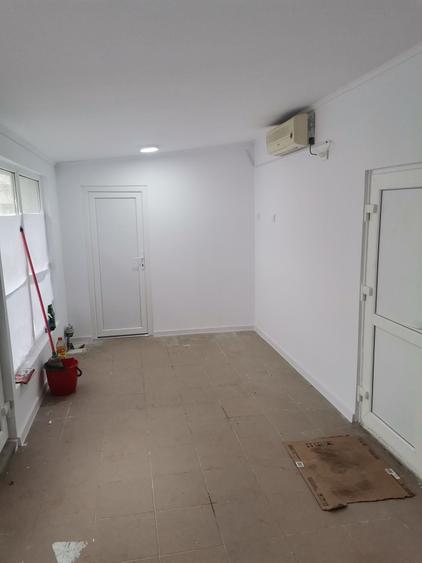 Spațiu comercial, în Desa